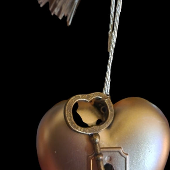 ART HEARTS - LOYAL & LOVED PAW PRINT - Picture 3 of 4